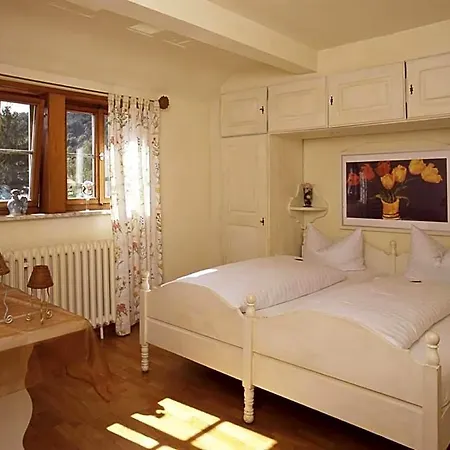 מלון Cohousing Gut Duernhof 3*